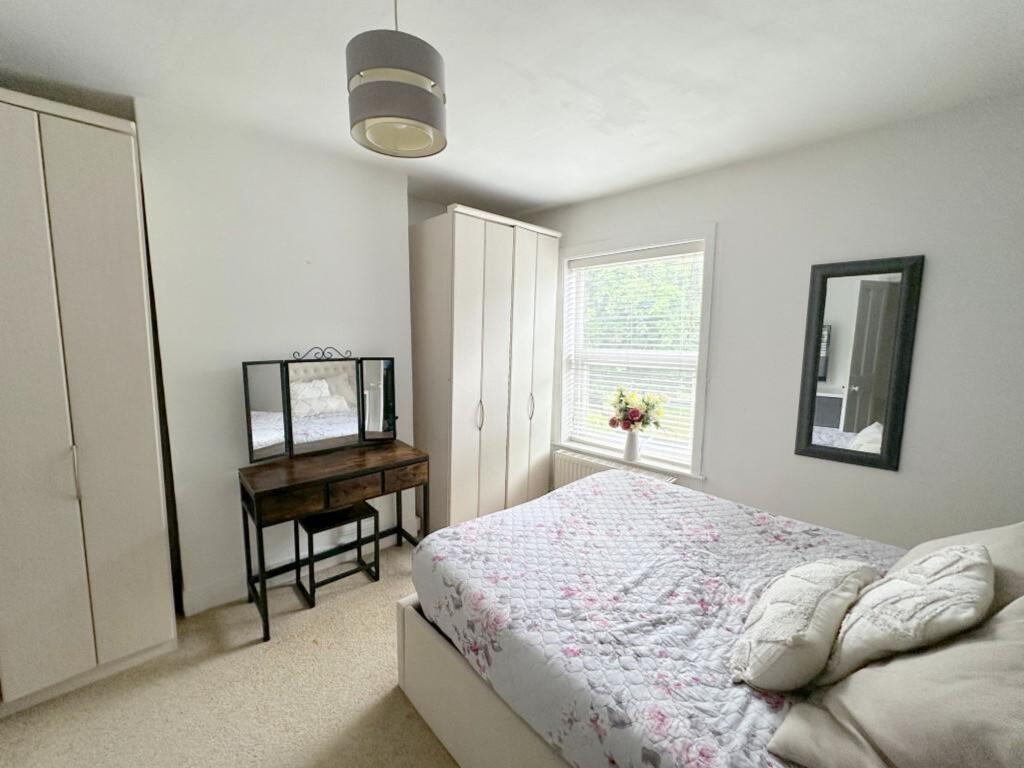 House in Hemel Hempstead - More