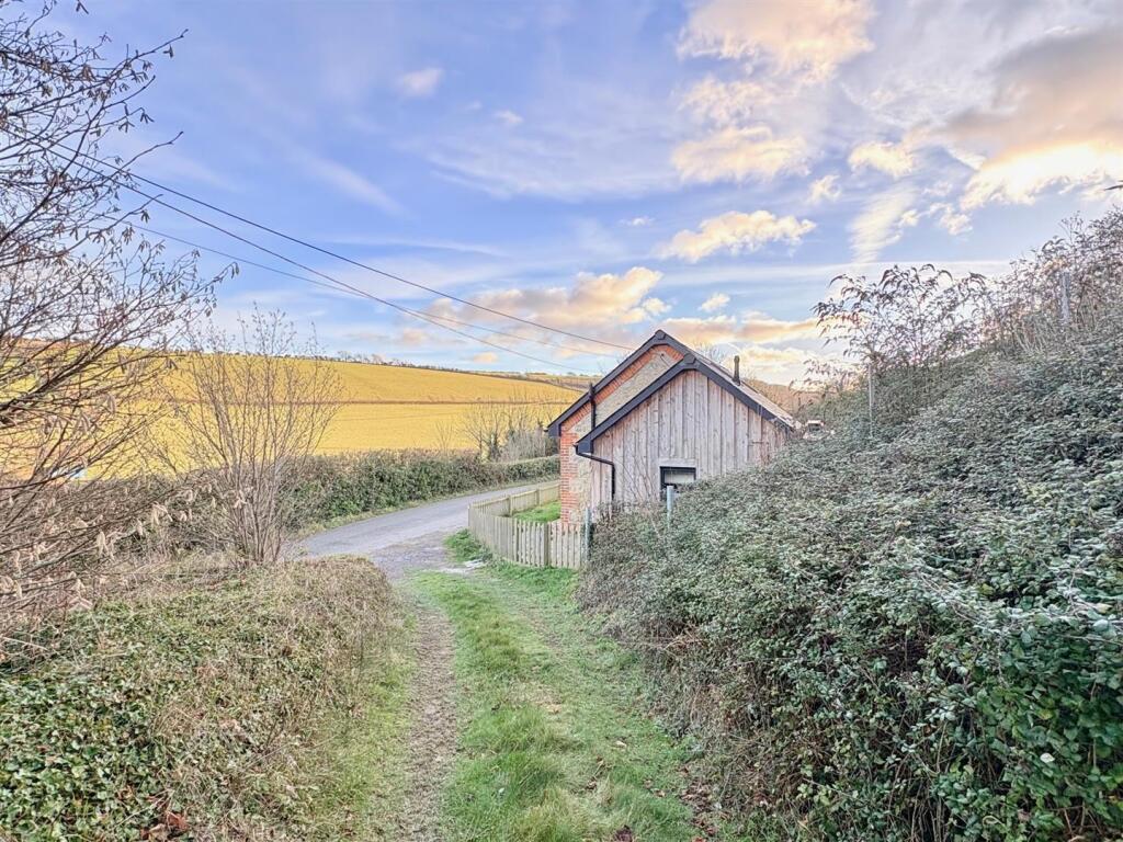 Property photo 11