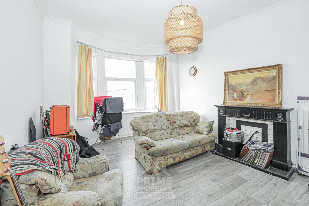 Apartment in Glasgow - View 2