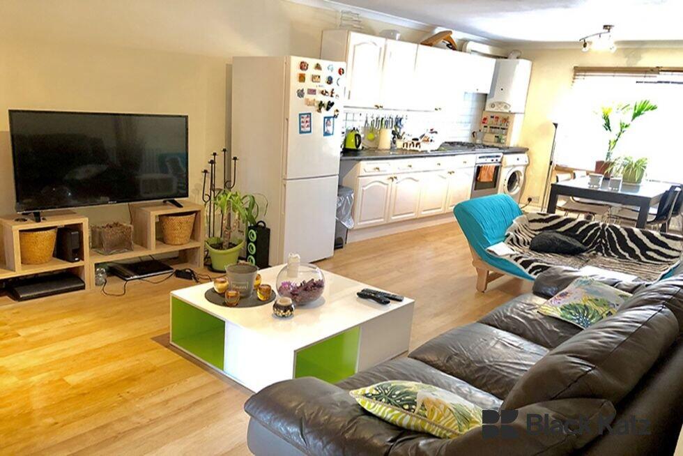 Main image of property: Kennington Lane, Kennington SE11