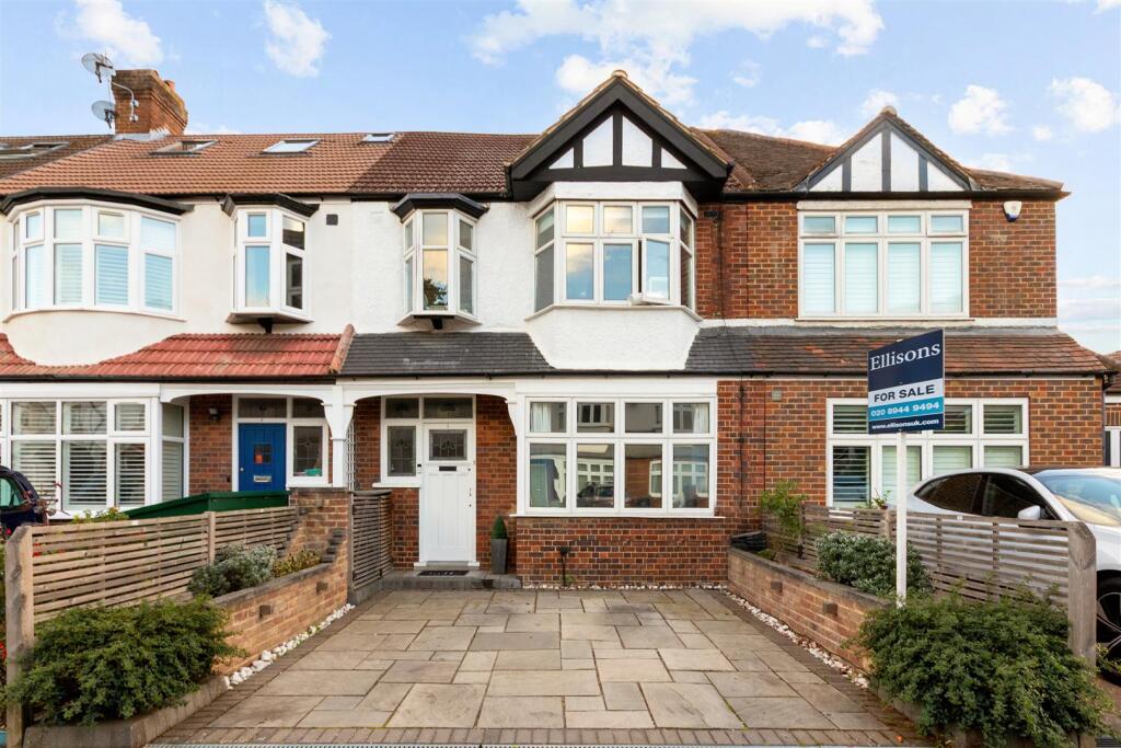 Main image of property: Oakway, Raynes Park