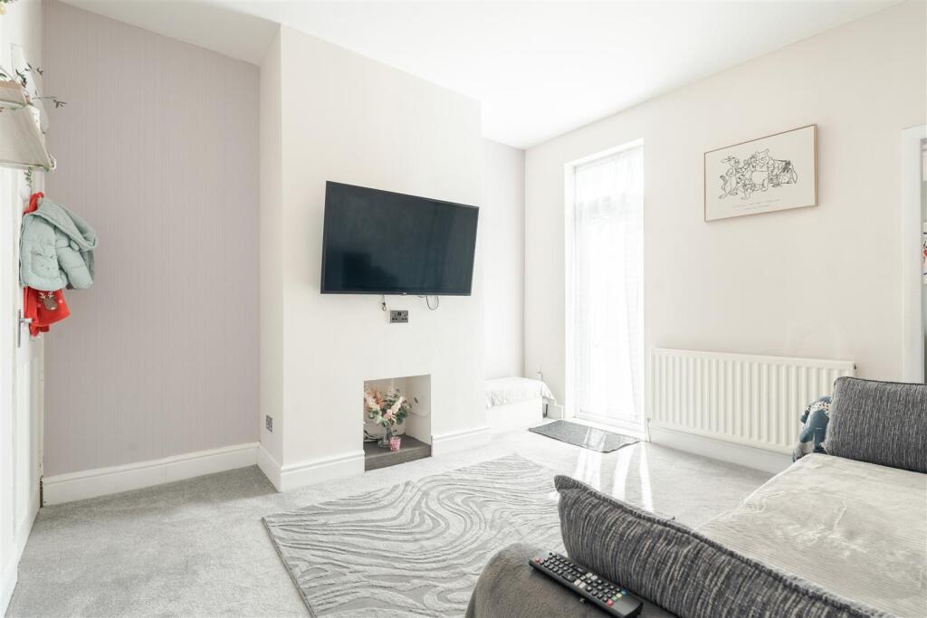 House in Barrow-in-Furness, Hindpool, Barrow - View 3