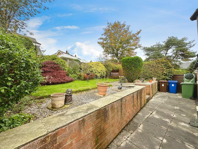 Bourton Close, Bury photo 4