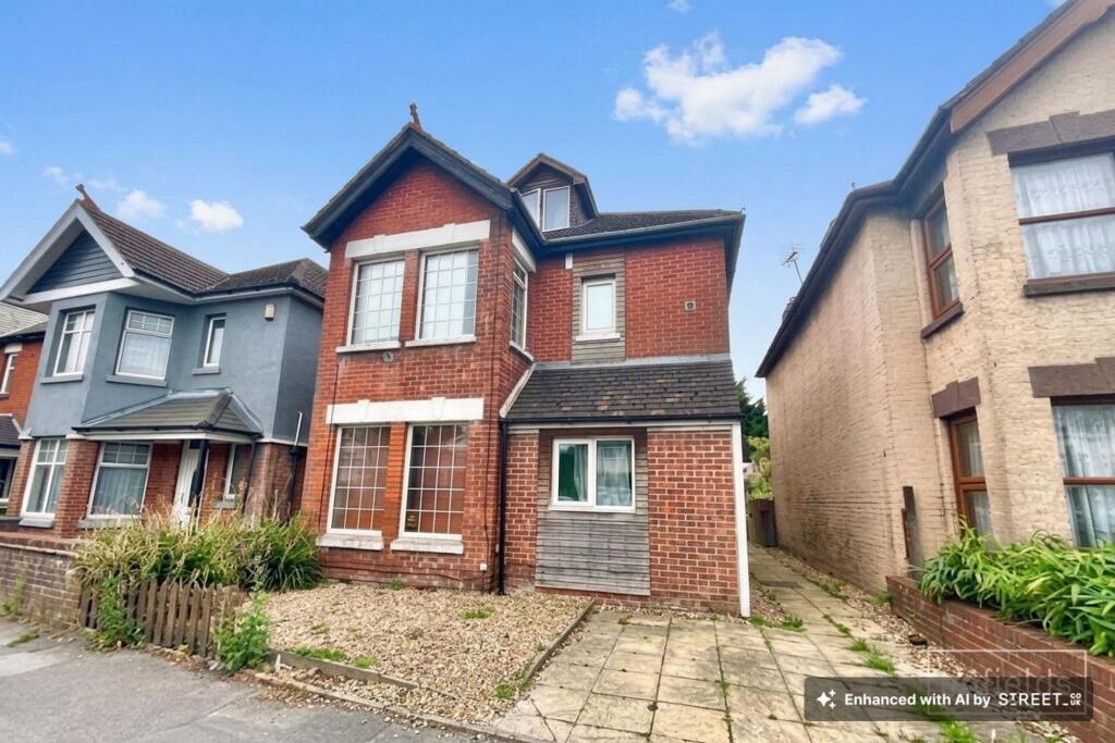 Main image of property: Bitterne Road West, Southampton, SO18