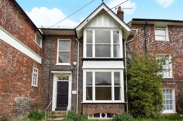Main image of property: London Road, High Wycombe, HP11