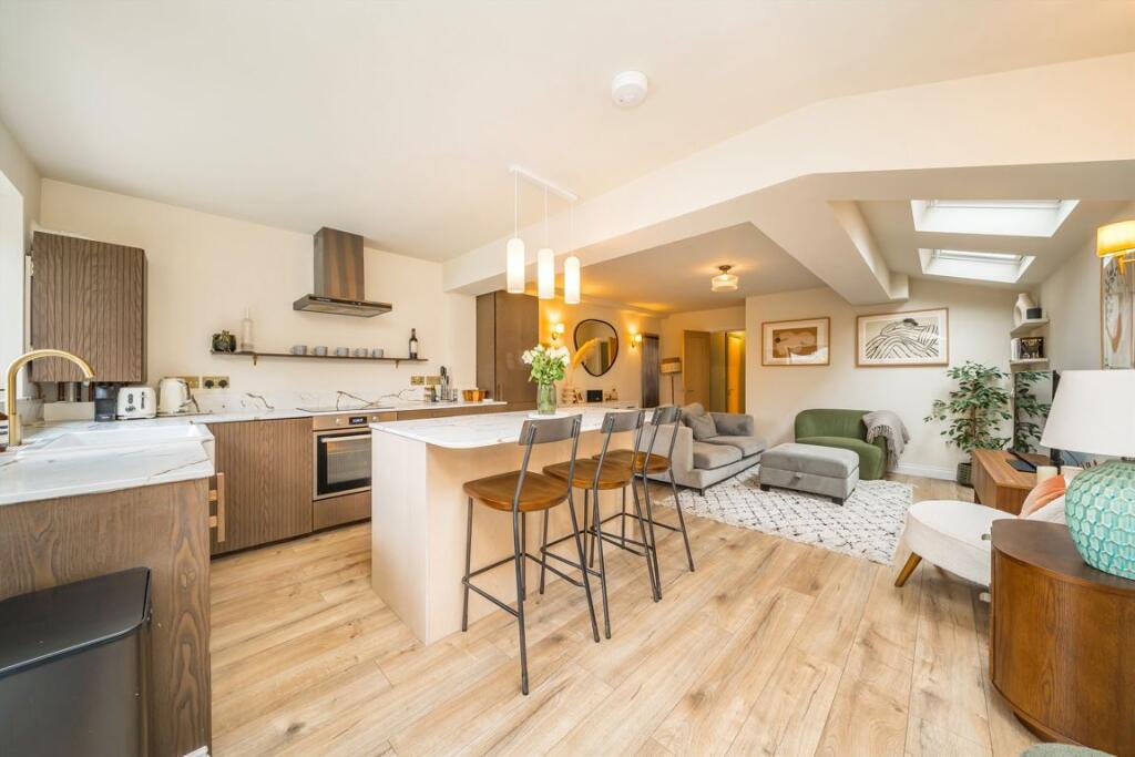 Main image of property: Purves Road, Kensal Rise