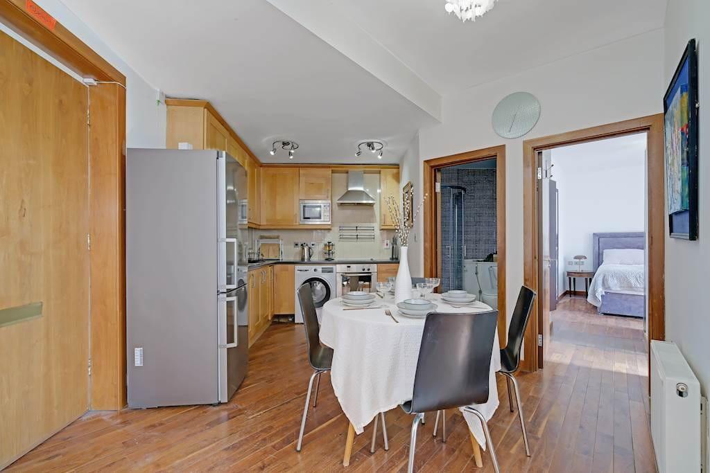 Apartment in London, City of Westminster - More