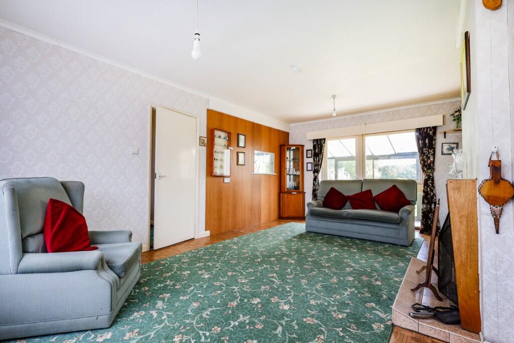 Greenfields, Liss, Hampshire - View 4