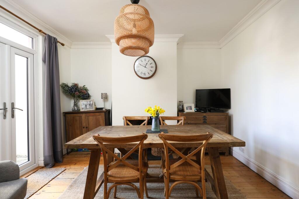 Main image of property: Ashgrove Avenue, Bristol, BS7