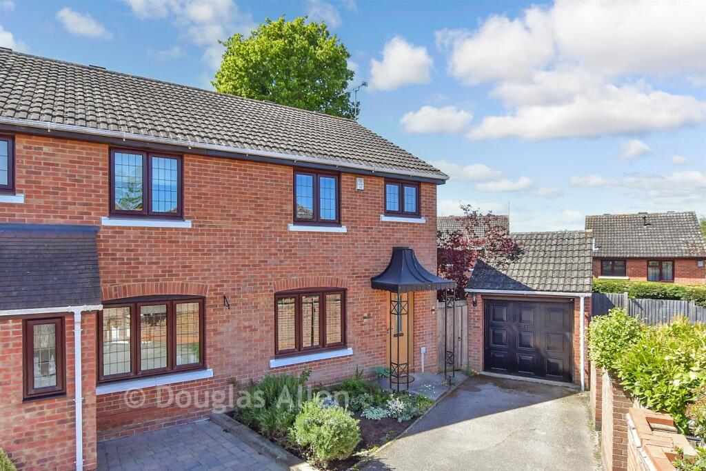 Main image of property: Portman Drive, Billericay, Essex