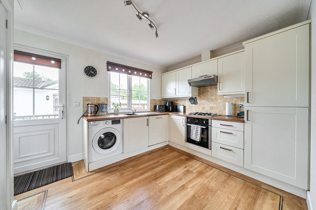 House in Sheffield - View 4