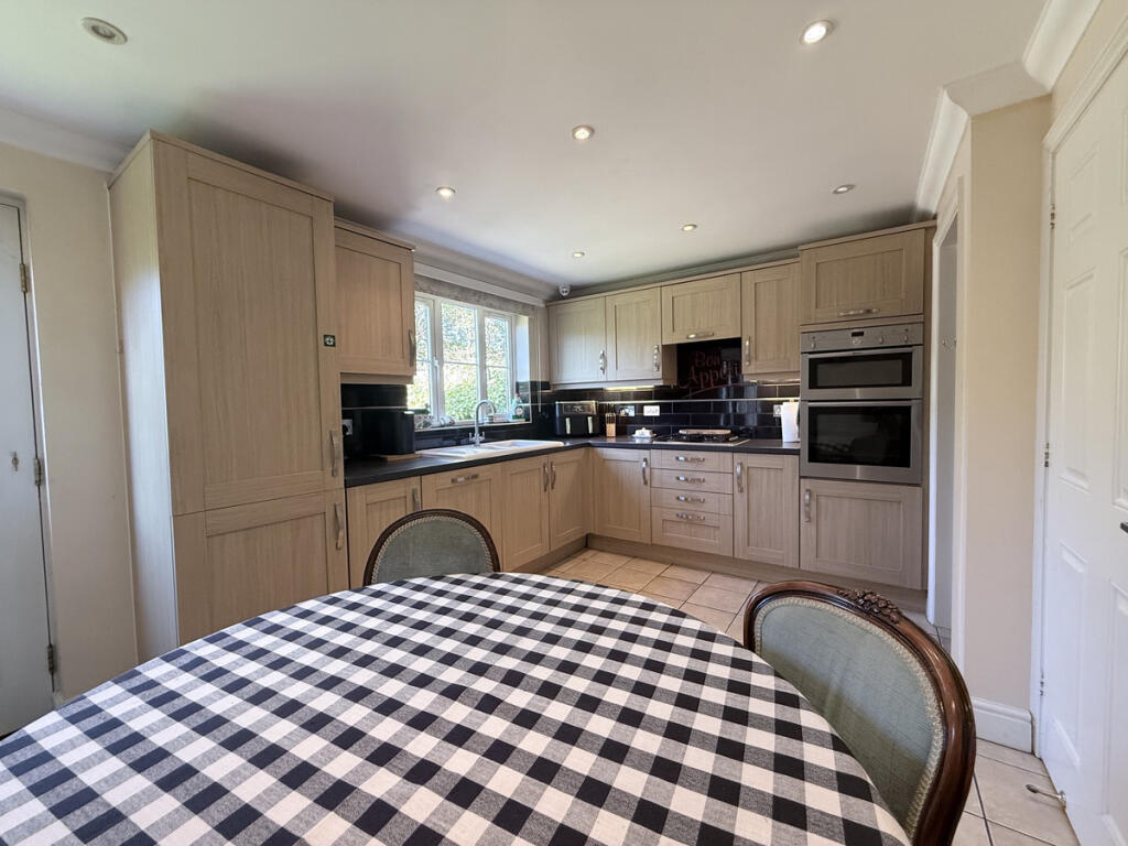 House in Chichester, Selsey - View 5