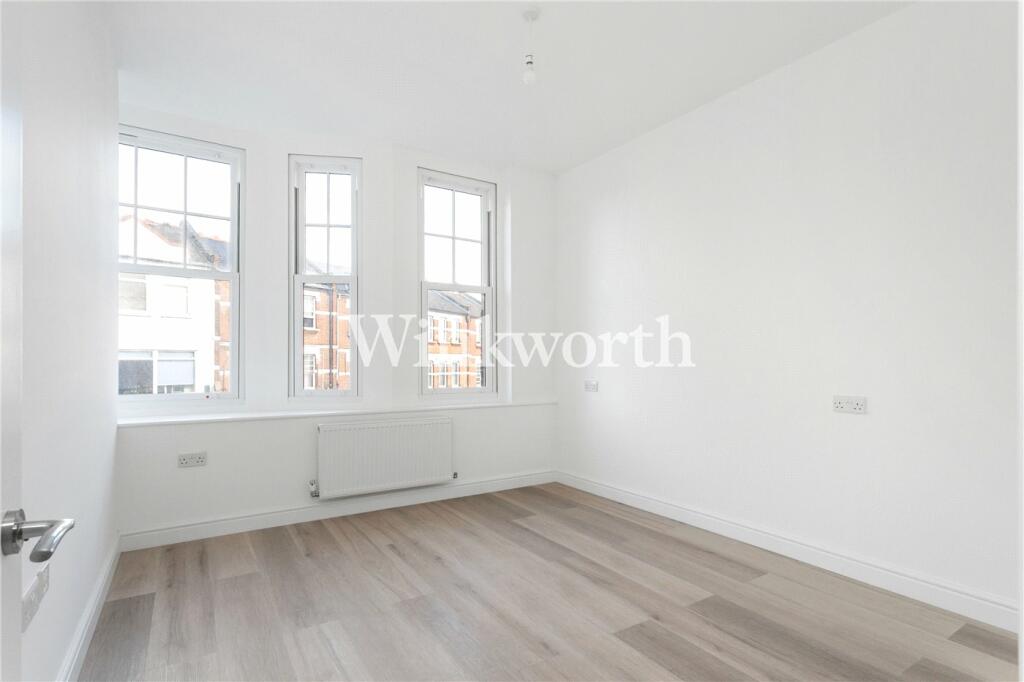 Apartment in London - View 5