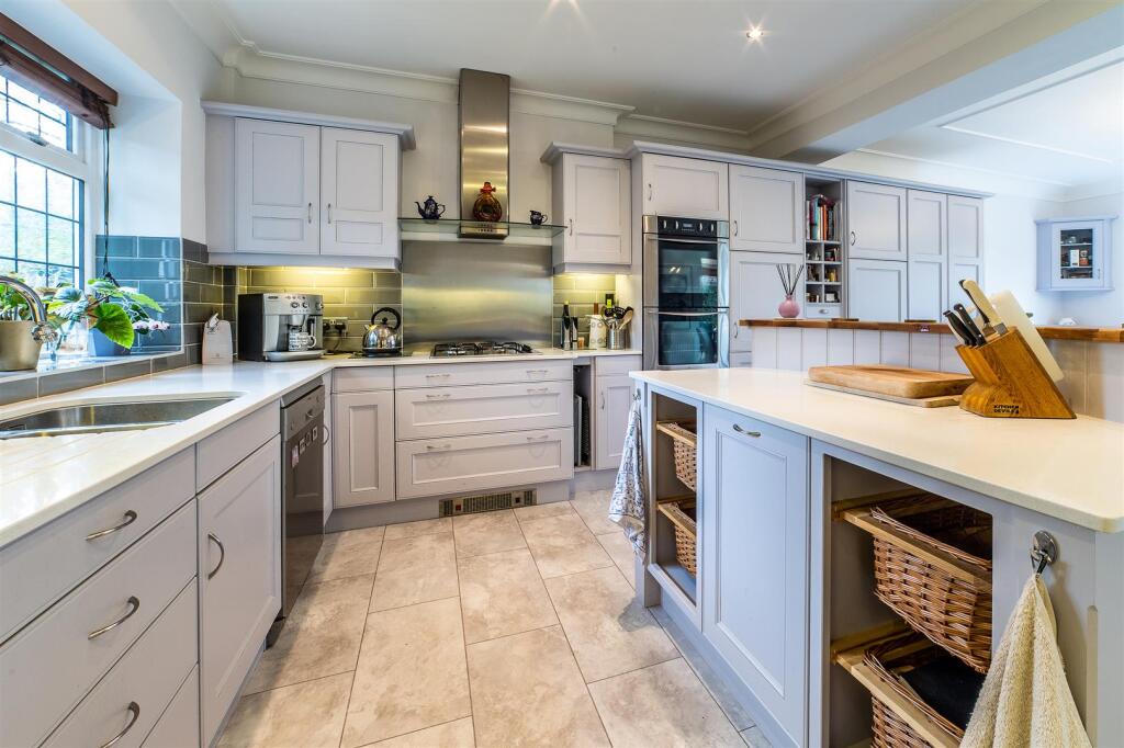 Carisbrooke Avenue, Mapperley Park - View 6