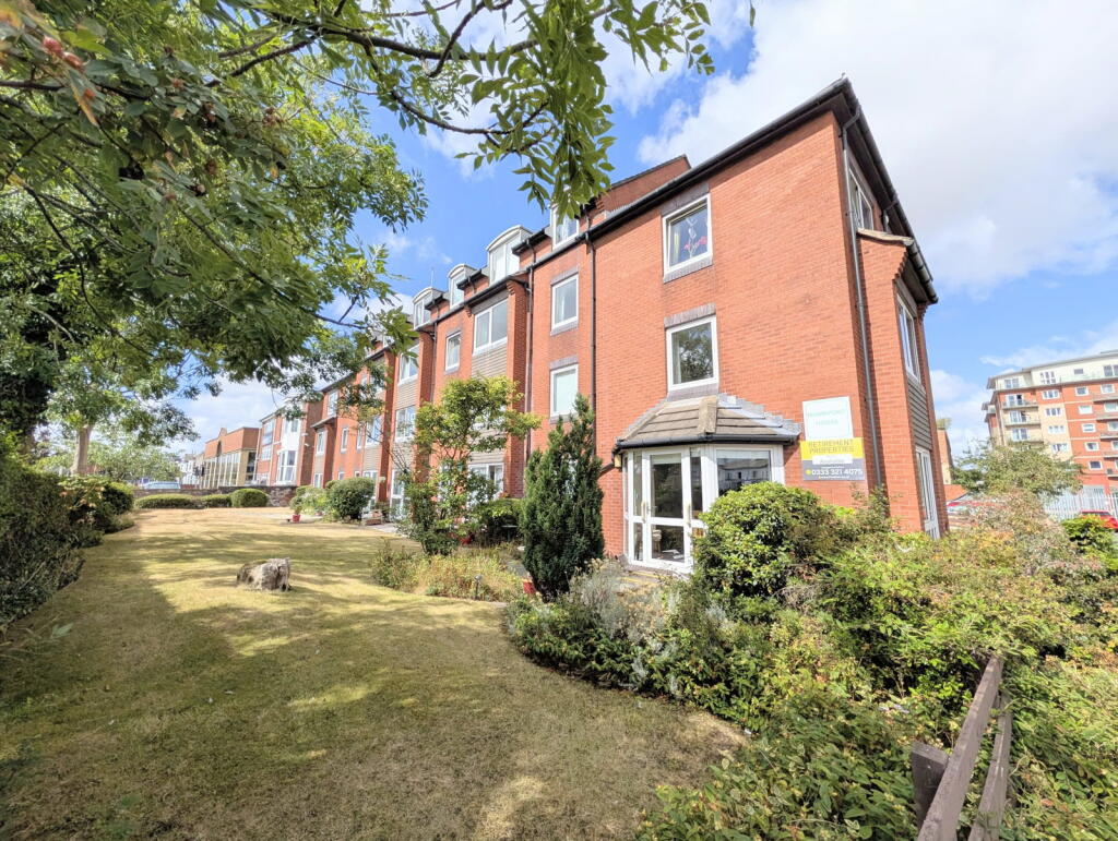 Main image of property: To Let - Homeport House, Hoghton Street, PR9 - Retirement Apt