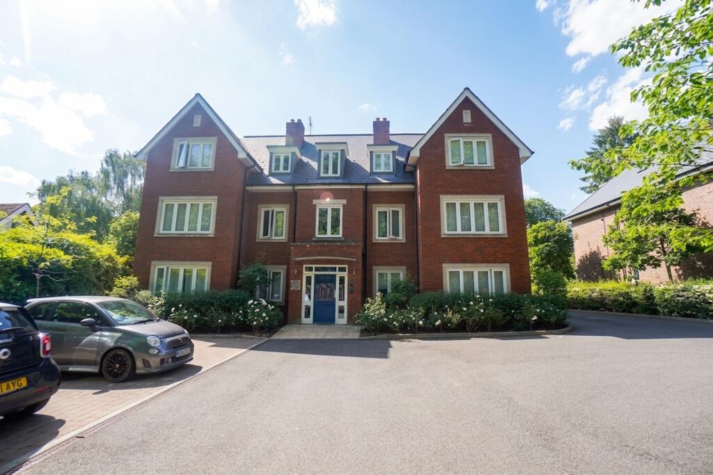 Main image of property: Amersham Road, High Wycombe, HP13