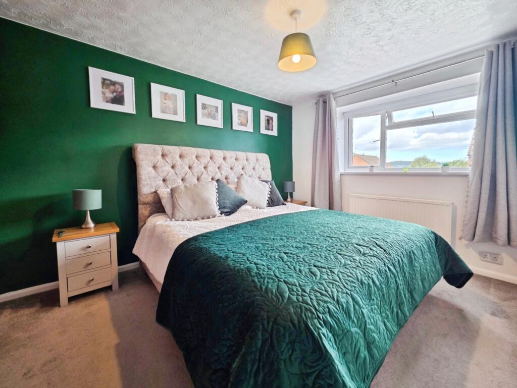 Broadfield Road, Eastington, Stonehouse - More
