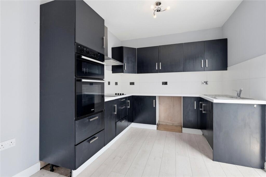 House in Burnley, Lancashire - View 3