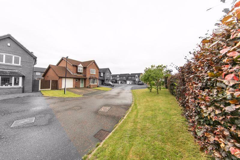 No. 4, Cranesbill Close, Knott End-on-Sea, Lancs FY6 0EG photo 3