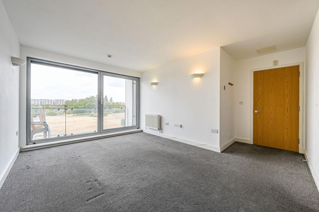 Apartment in London - View 4