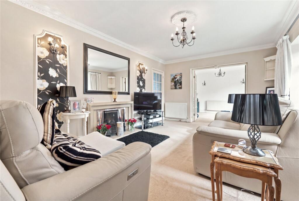 House in Uttlesford, Little Hallingbury - View 4