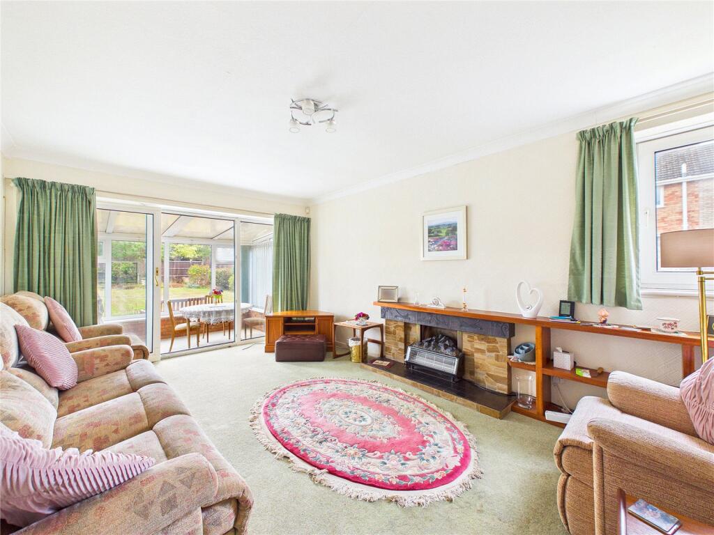 House in Worcester - View 2