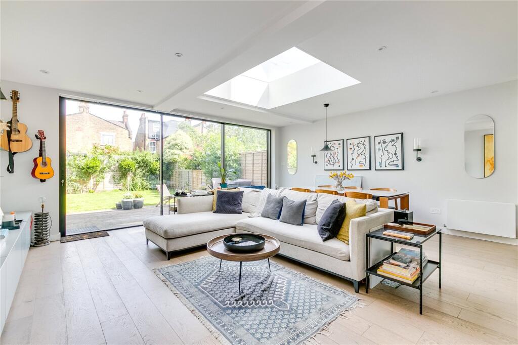 Main image of property: Kenyon Street, London, SW6