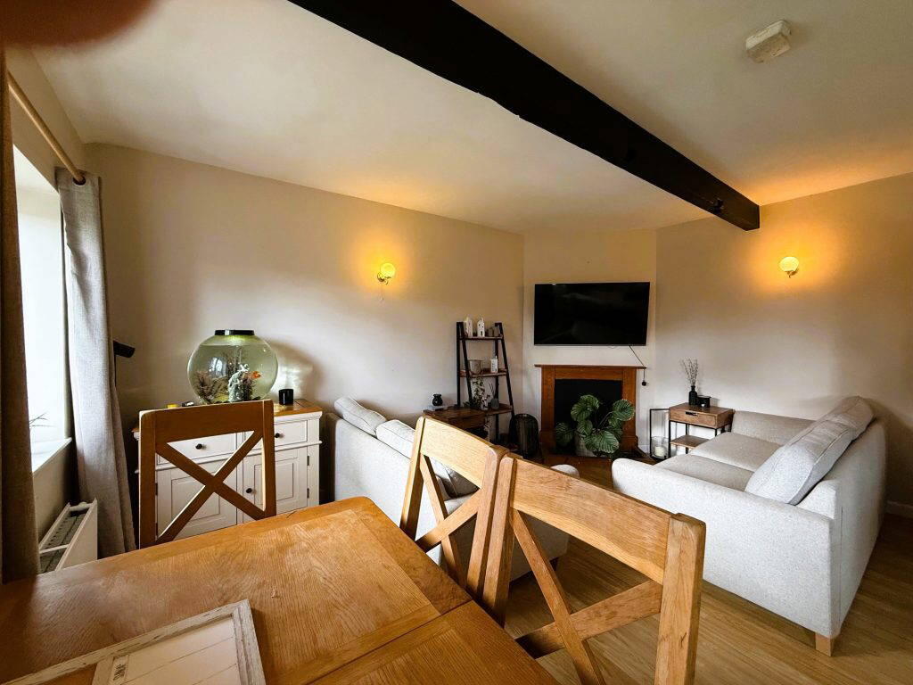 House in Walford, Herefordshire - View 2