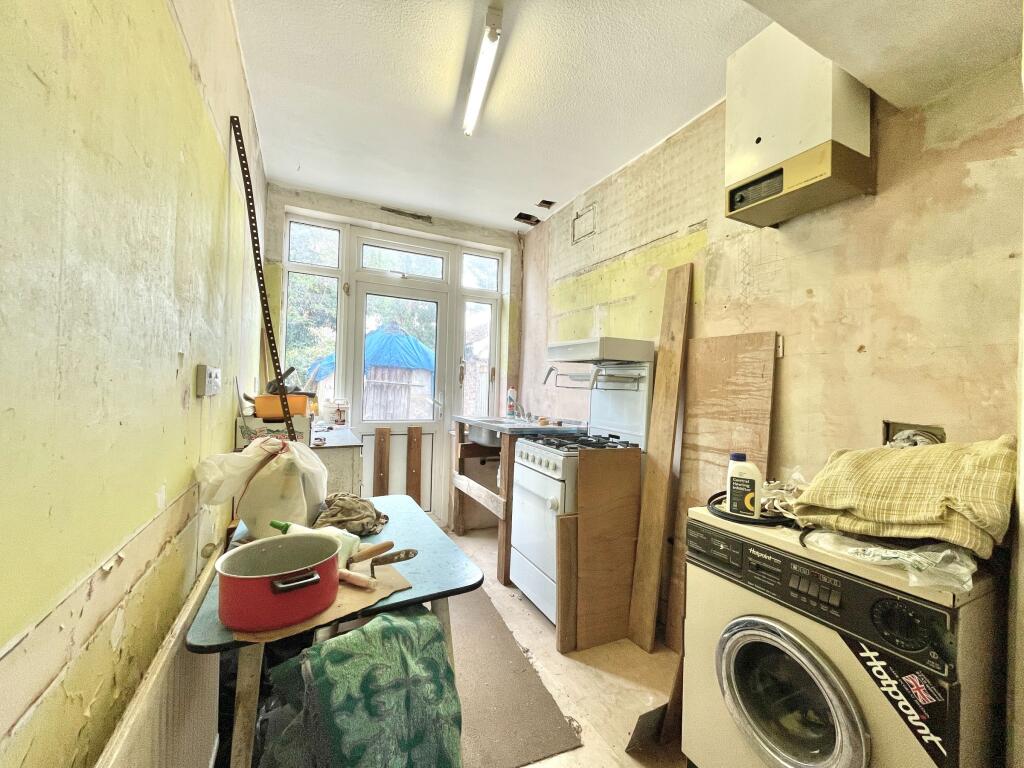 House in London, Kingsbury - View 5