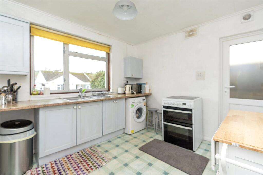 Chynoweth Gardens, Gulval, Penzance, TR18 photo 3