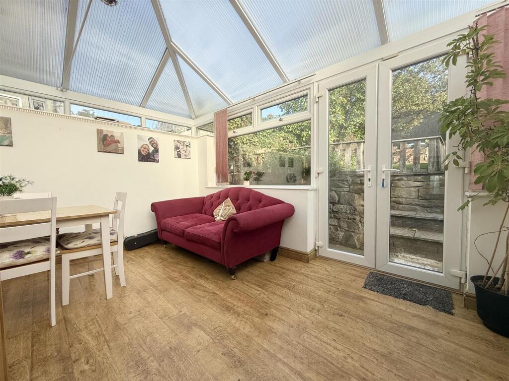 House in Barnsley, Mapplewell - More