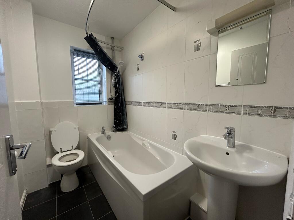House in Bath - View 5