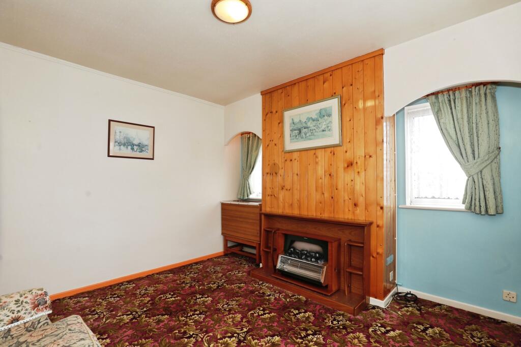 Hough Hill, Stoke-on-Trent, ST6 photo 4