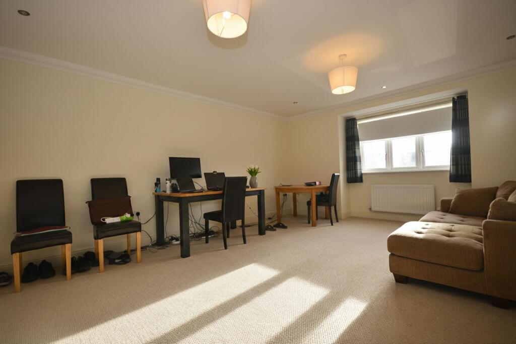 Main image of property: Kennards Court, Amersham, HP6