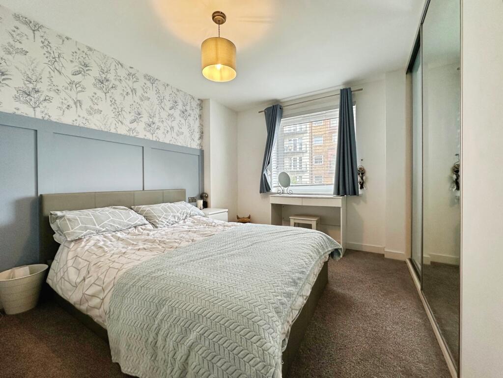 Apartment in Basingstoke and Deane, Brookvale, Houndmills - View 2