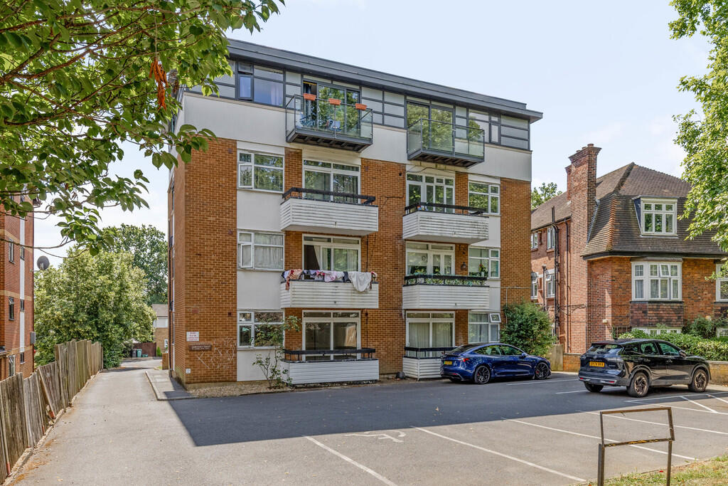 Main image of property: Lawrence Court, 77 Lawrie Park Rd
