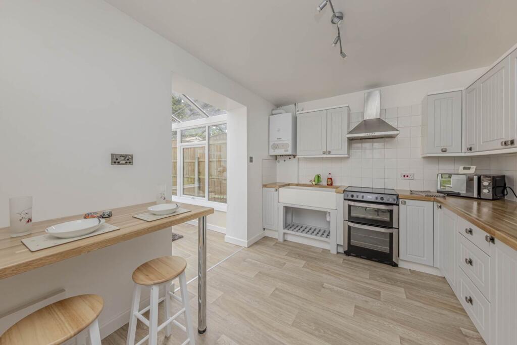 Bell Lane, Barlaston, ST12 photo 4