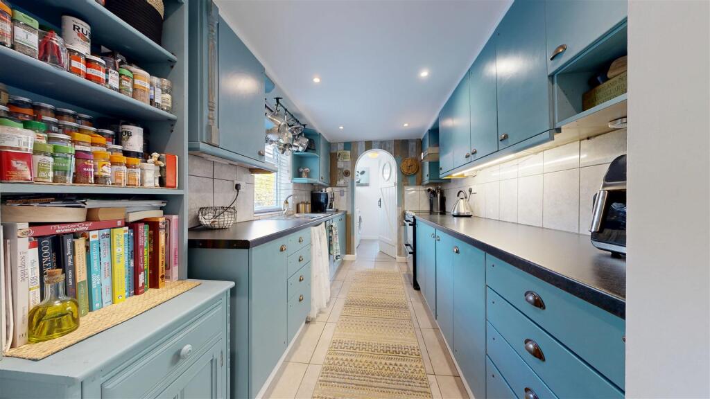 House in Weymouth, Dorset - View 5