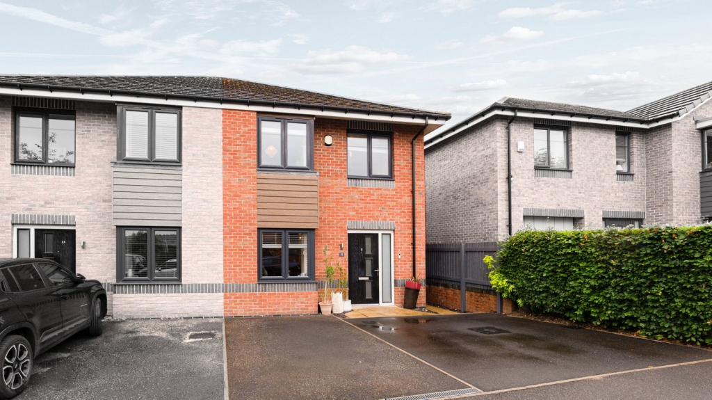 Main image of property: Chapman Close, Stannington, Sheffield, S6 5BX