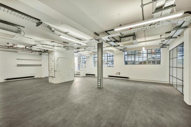 Hall 1.jpg