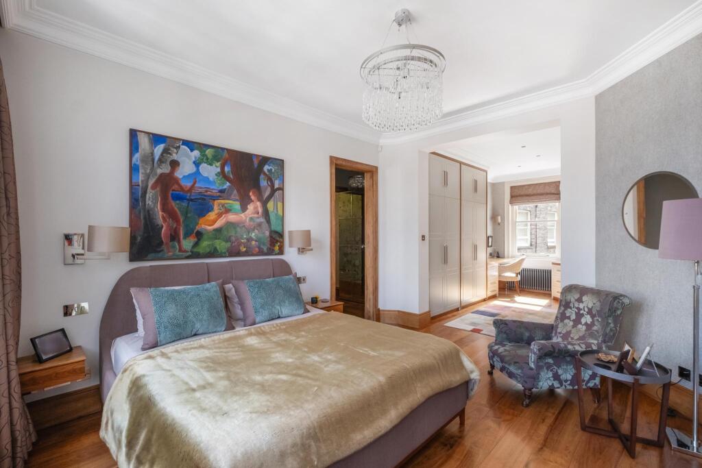 Apartment in London, Kensington - View 4