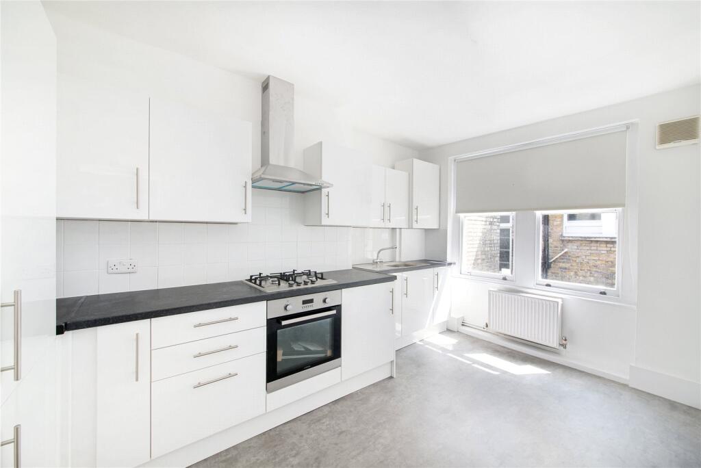 Apartment in London - View 2