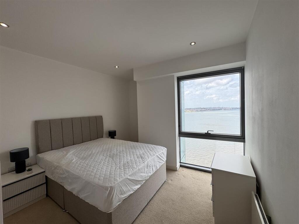 Apartment in Liverpool - More