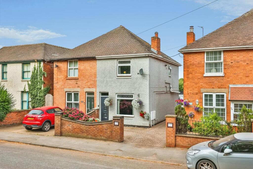 Main image of property: Leake Road, Gotham, Nottingham, NG11