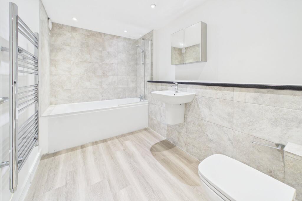 Apartment in Reading, Katesgrove, Newtown - View 4