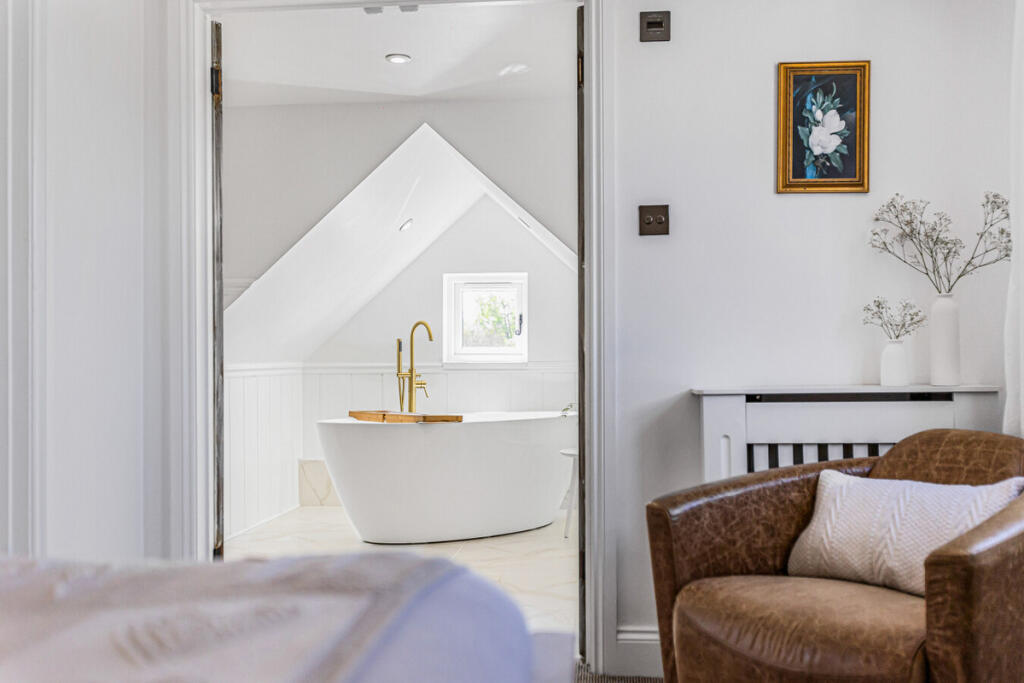 Additional image 21 of Salisbury Road, Harpenden, AL5