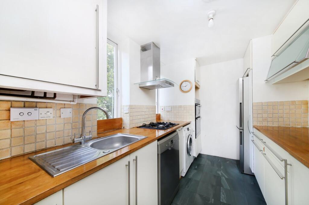 Apartment in London - View 2