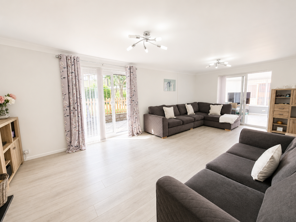 House in Cardiff - More
