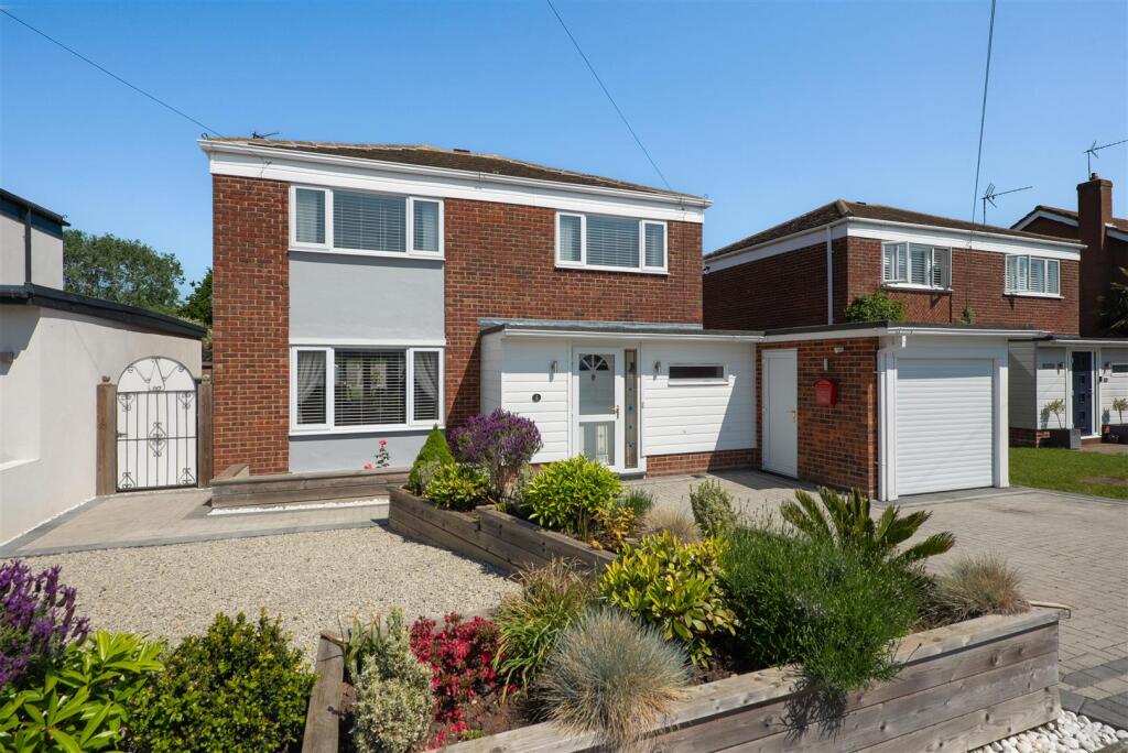 4-bed detached on Spire Avenue, Whitstable, £599,950