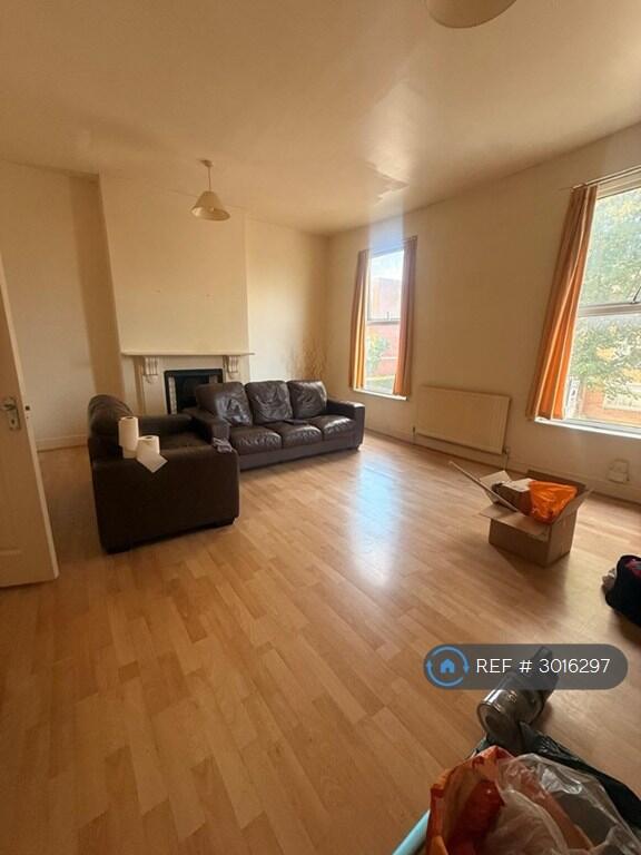 Main image of property: Granville Road, London, SW18